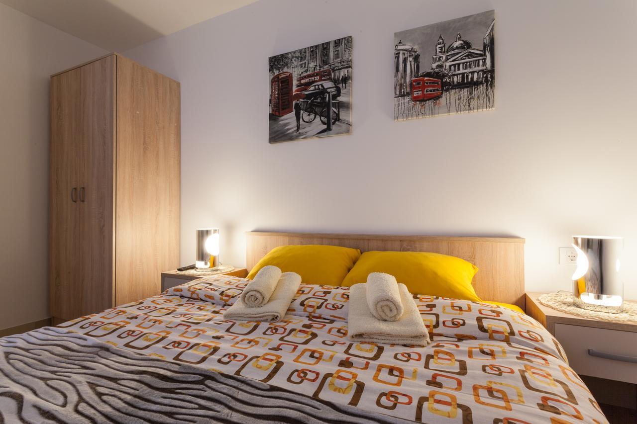 Astra Apartment ズラティボール エクステリア 写真