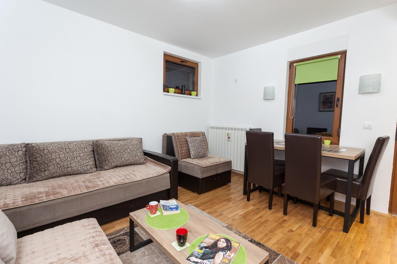 Astra Apartment ズラティボール エクステリア 写真