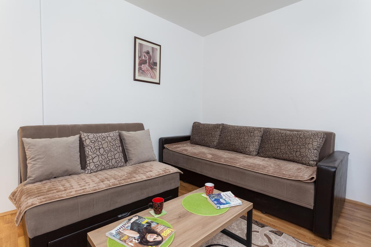 Astra Apartment ズラティボール エクステリア 写真
