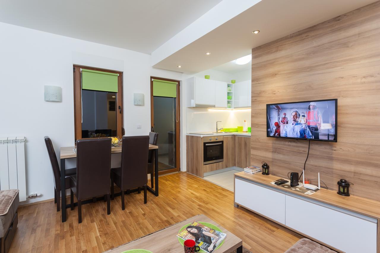 Astra Apartment ズラティボール エクステリア 写真